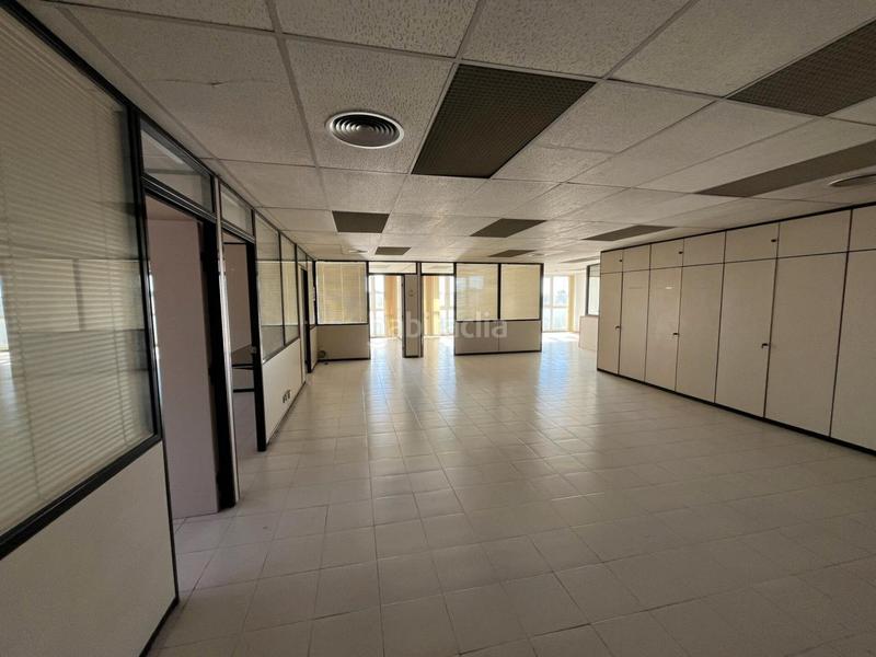 Foto e75e841d-dabb-49eb-aa0c-883ae546e0d1. Rent industrial building in Molins de Rei