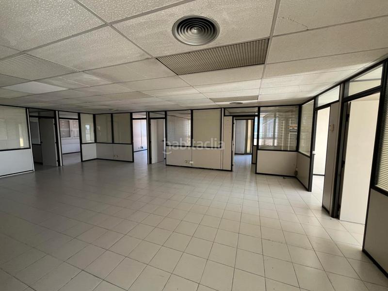 Foto e9da8e06-e1ab-4997-83ee-6642f4e5fc5e. Rent industrial building in Molins de Rei