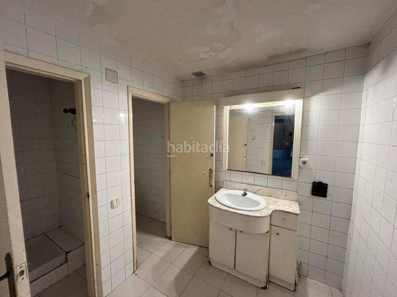 Foto f5faf392-1169-49d3-9048-fbb0aa0d9694. Rent industrial building in Molins de Rei