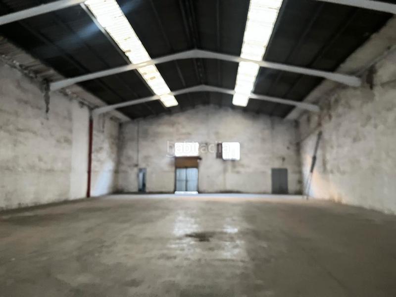 Foto f65ee00f-3cea-4964-af4d-cd4b44fed5ac. Rent industrial building in Centre Hospitalet de Llobregat (L´)