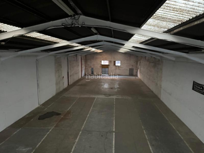 Foto c8e089d9-3ff2-474b-a437-3ddd5944de67. Alquiler nave industrial en Centre Hospitalet de Llobregat (L´)