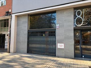 Business premise in Carrer de Bac de Roda