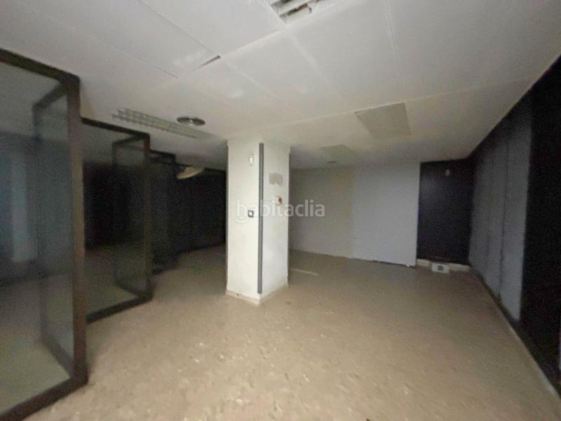 Foto 01890bfd-b31f-469e-8b8f-9f31dfeaf822. Local commercial dans carrer del torrent de l'olla 193 dans Barcelona