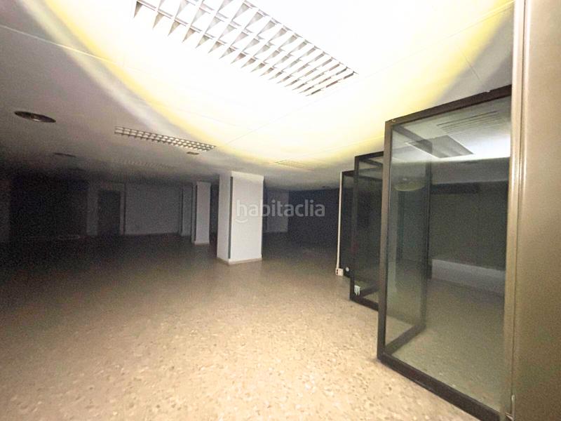 Foto b909a10b-080f-4764-9b3f-e787ea5c8981. Local commercial dans carrer del torrent de l'olla 193 dans Barcelona