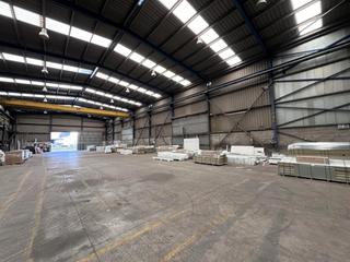 Capannone industriale in Vilamarina