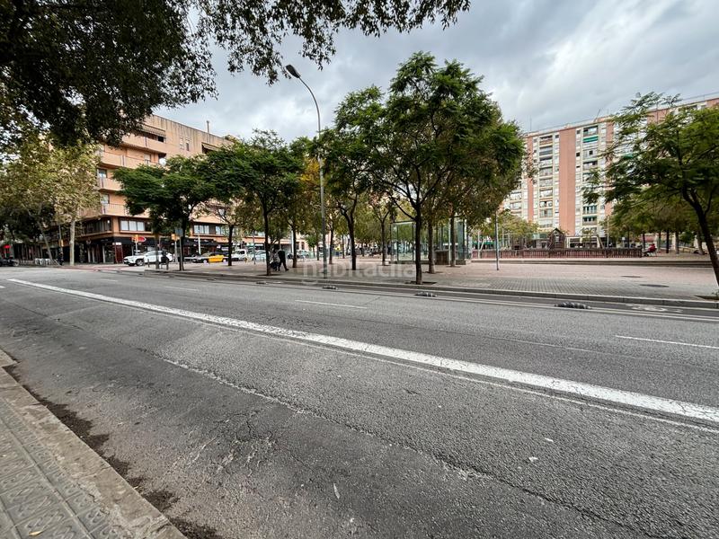 Foto 07e71363-ceb3-41a6-bcc3-50e6a7e31685. Location local commercial dans plaça de garrigó 21 dans Barcelona