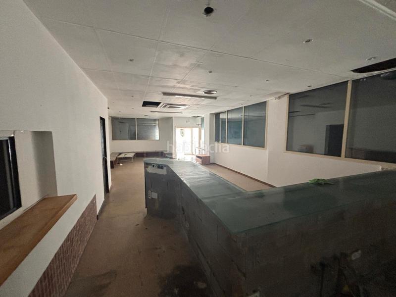 Foto b4ea8d3a-0ed5-4b87-9c9f-410b5a5773cc. Business premise in Sant Josep Hospitalet de Llobregat (L´)