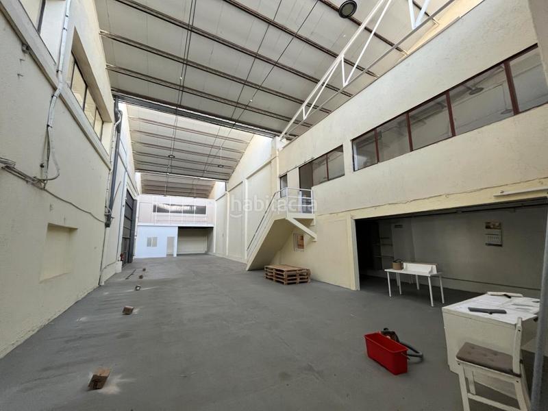 Foto 15280f8c-2754-42cf-9d79-3db2cf204b10. Miete fabrikhalle mit heizung in Molins de Rei
