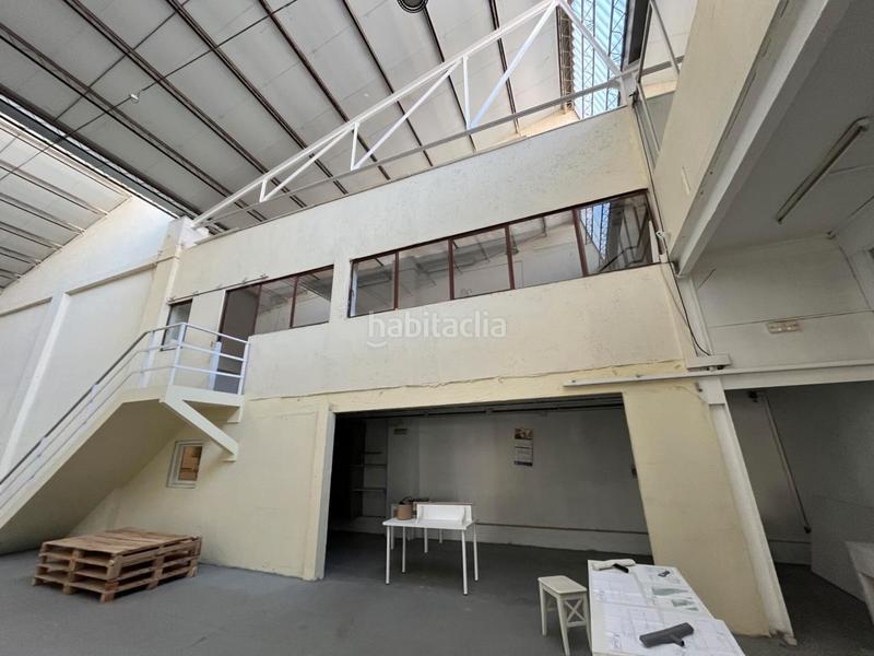 Foto 42b5ee2f-54e6-4598-bec4-5e090229a2af. Miete fabrikhalle mit heizung in Molins de Rei