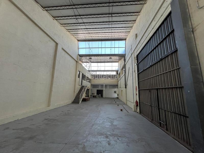 Foto 45877aa5-63b9-49d8-82cc-1893e8b283d6. Miete fabrikhalle mit heizung in Molins de Rei