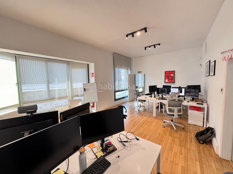 Foto fa3eba8b-9bdc-4300-8431-bb6fc7146027. Location bureau dans L´Antiga Esquerra de l´Eixample Barcelona