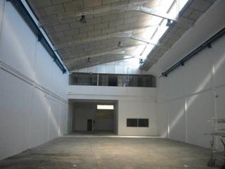 Capannone industriale in Pomar