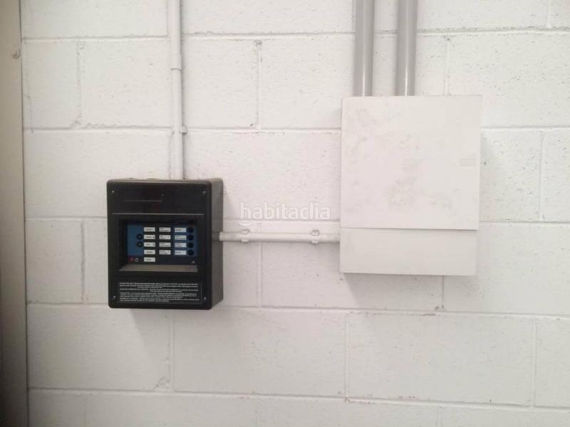 Foto cd7792b2-3e0b-4ca3-a2c6-f4801c6a4ca7. Rent industrial building in Papiol (El)