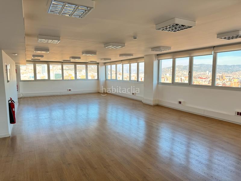 Foto 36fe1714-7347-404b-8d7b-b6fcc47e9f05. Location bureau avec chauffage parking dans La Sagrera Barcelona