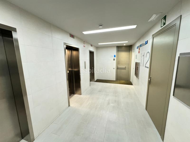 Foto a3af4002-a4fe-4050-9629-38495cd884c7. Affitto ufficio con riscaldamento parcheggio in La Sagrera Barcelona