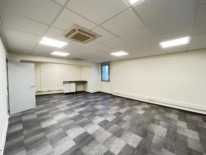 Foto 5c7a483c-a011-4770-b92c-9dbd9b666956. Location bureau dans Sants Barcelona