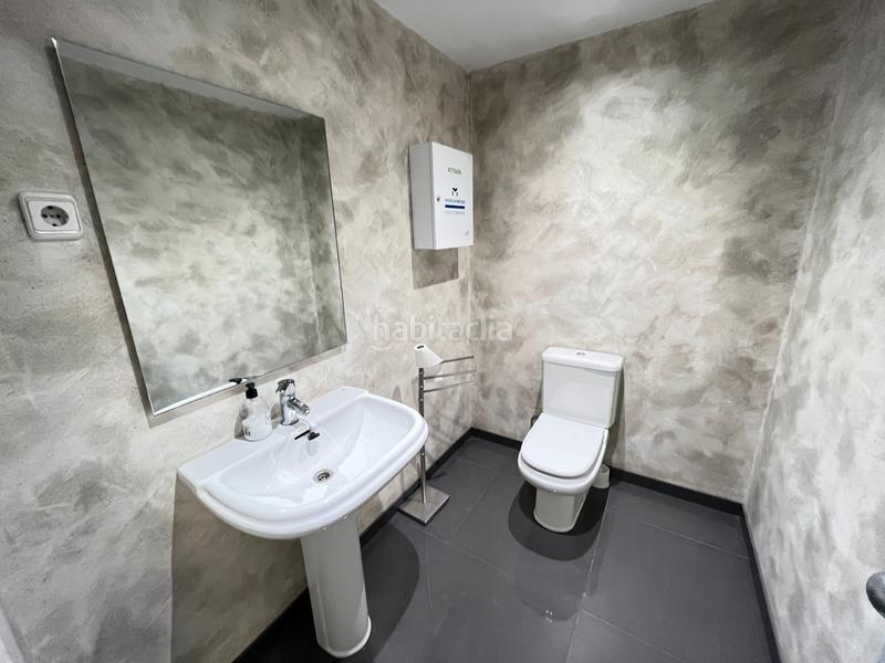 Foto 5fc67dfa-a2d9-4ace-aa16-b6617b43b043. Rent office space in Sants Barcelona