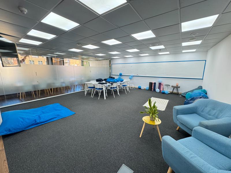 Foto 1ce5e56e-65fd-4577-b9cb-ab15ffc93515. Alquiler oficina en Dreta de l´Eixample Barcelona