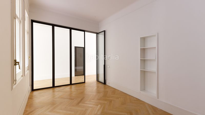 Foto eed2ec5d-3fed-4eb2-bfa9-d177d40b5a3f. Alquiler oficina en Sant Gervasi - Galvany Barcelona