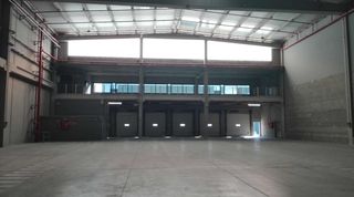 Location Bâtiment à usage industriel à Zona Franca - Port