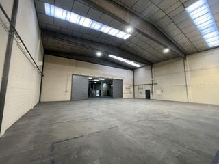Location Bâtiment à usage industriel  Carrer dels motors