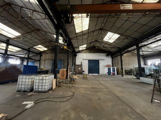 Location Bâtiment à usage industriel  Carrer del pintor vila cinca