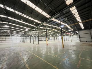Capannone industriale in Zona Industrial. Nave logistica-industrial en venta en el pol. ind. santiga-barbe