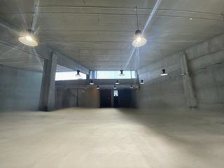 Nave industrial  Plaça del vapor. Loft en venta en badalona - les guixeres