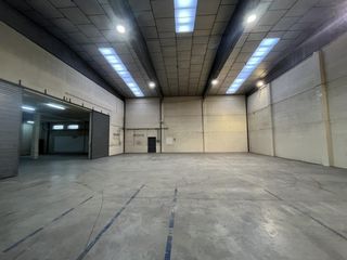 Location Bâtiment à usage industriel à Granvia LH