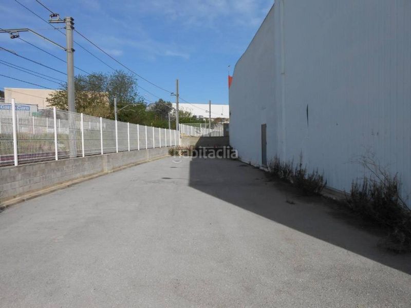 Foto bfaf23bf-12df-4084-a936-033034911e8e. Miete fabrikhalle in Sant Andreu de la Barca