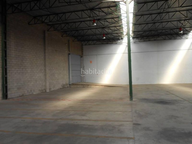 Foto cf19f29d-4c12-40fc-b924-f293df68c1ad. Miete fabrikhalle in Sant Andreu de la Barca