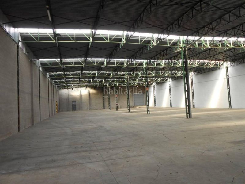 Foto e6d3b62d-1c5b-4f01-88a2-607469c4d733. Miete fabrikhalle in Sant Andreu de la Barca