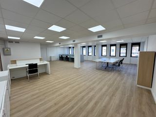 Miete Büro  Carrer d'aragó