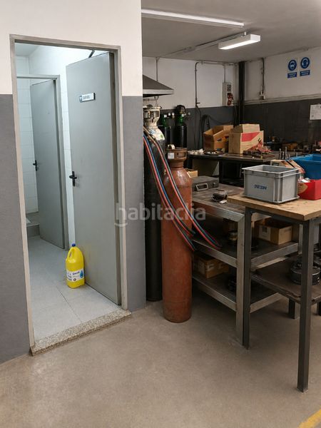 Foto 2f1cf6b2-bee1-4864-ac89-12b3e9ad15ea. Fabrikhalle in Gràcia Sabadell