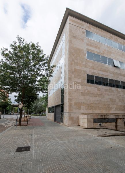 Foto 6e2223e3-e647-474c-97a1-5ee5f73d9896. Miete büro mit heizung parking in Almeda - El Corte Inglés Cornellà de Llobregat