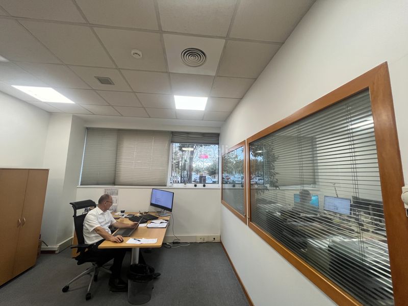 Foto 98a64e60-21f7-4dfd-854a-661e569c84c5. Miete büro mit heizung parking in Almeda - El Corte Inglés Cornellà de Llobregat