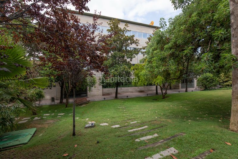 Foto a2c52219-4ddf-4046-bfc8-5463b270540c. Miete büro mit heizung parking in Almeda - El Corte Inglés Cornellà de Llobregat
