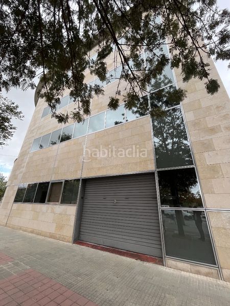 Foto e4eb0492-f56d-4a5e-b718-5c702fbfe9c0. Miete büro mit heizung parking in Almeda - El Corte Inglés Cornellà de Llobregat