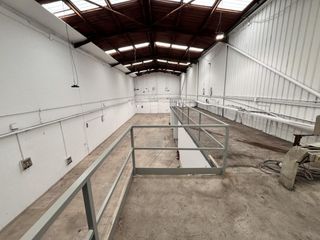 Industrial building in Sant Esteve Sesrovires