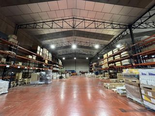 Lloguer Nau industrial  Carrer 110