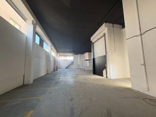 Miete Fabrikhalle in Montigalà
