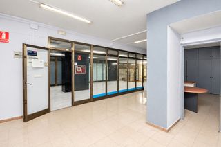 Local Comercial a Carrer de Rocafort 69