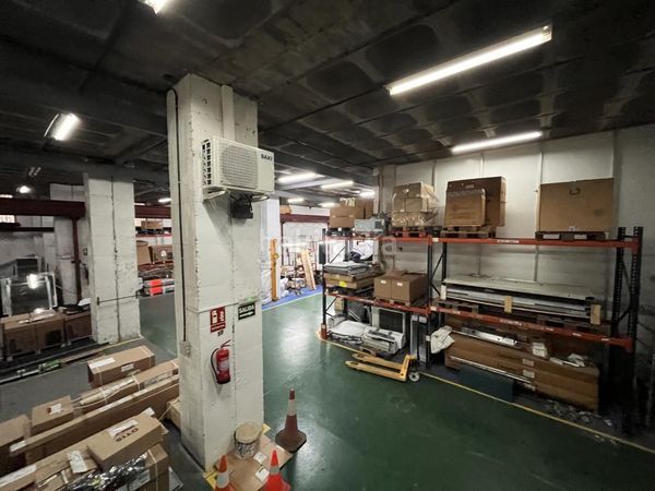 Foto dadf5121-30e9-4450-b93b-bd4084adc175. Nave industrial nave-local industrial en venta frente fira barcelona en l´hospitalet de llobregat en Hospitalet de Llobregat (L´)