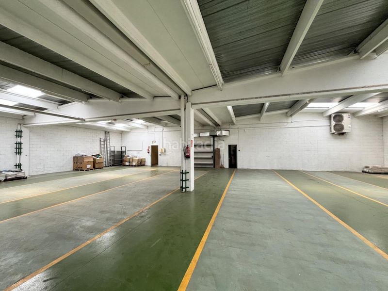 Foto ab6d9705-5ff0-4b77-8a87-a2a552137774. Nave industrial en Palma de Cervelló (La)