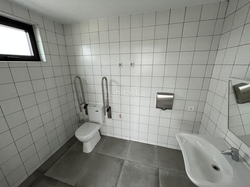 Foto 5ee79070-30f4-4664-b1f6-10a1da1a3ab6. Rent industrial building with heating in Òdena