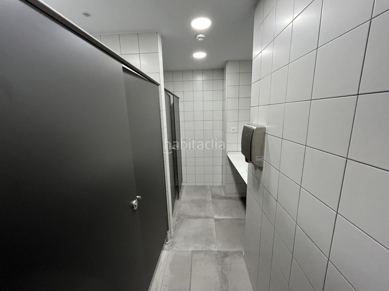 Foto bbf8611e-b3f7-462e-9e85-ab6b01973a08. Rent industrial building with heating in Òdena