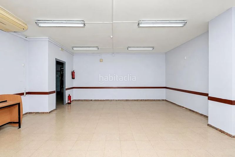Foto 0b560988-c0a6-49a0-aa57-caa3f14c9863. Local comercial en carrer de rocafort 69 en Sant Antoni Barcelona