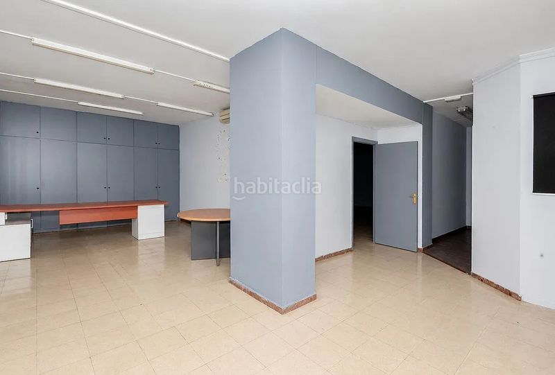 Foto f59331a8-3316-4a46-895f-0d3c4e8af6d2. Local comercial en carrer de rocafort 69 en Sant Antoni Barcelona