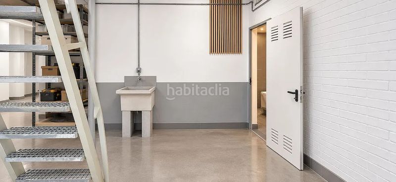 Foto 0e98b3c4-ddf0-4a21-bb16-2e366a21fe1e. Local comercial en carrer de frederic prats 49 en Hospitalet de Llobregat (L´)