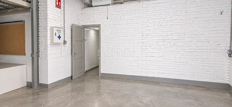 Foto 11c91a3b-3e39-4611-8538-e2eaab5f34f6. Local comercial en carrer de frederic prats 49 en Hospitalet de Llobregat (L´)